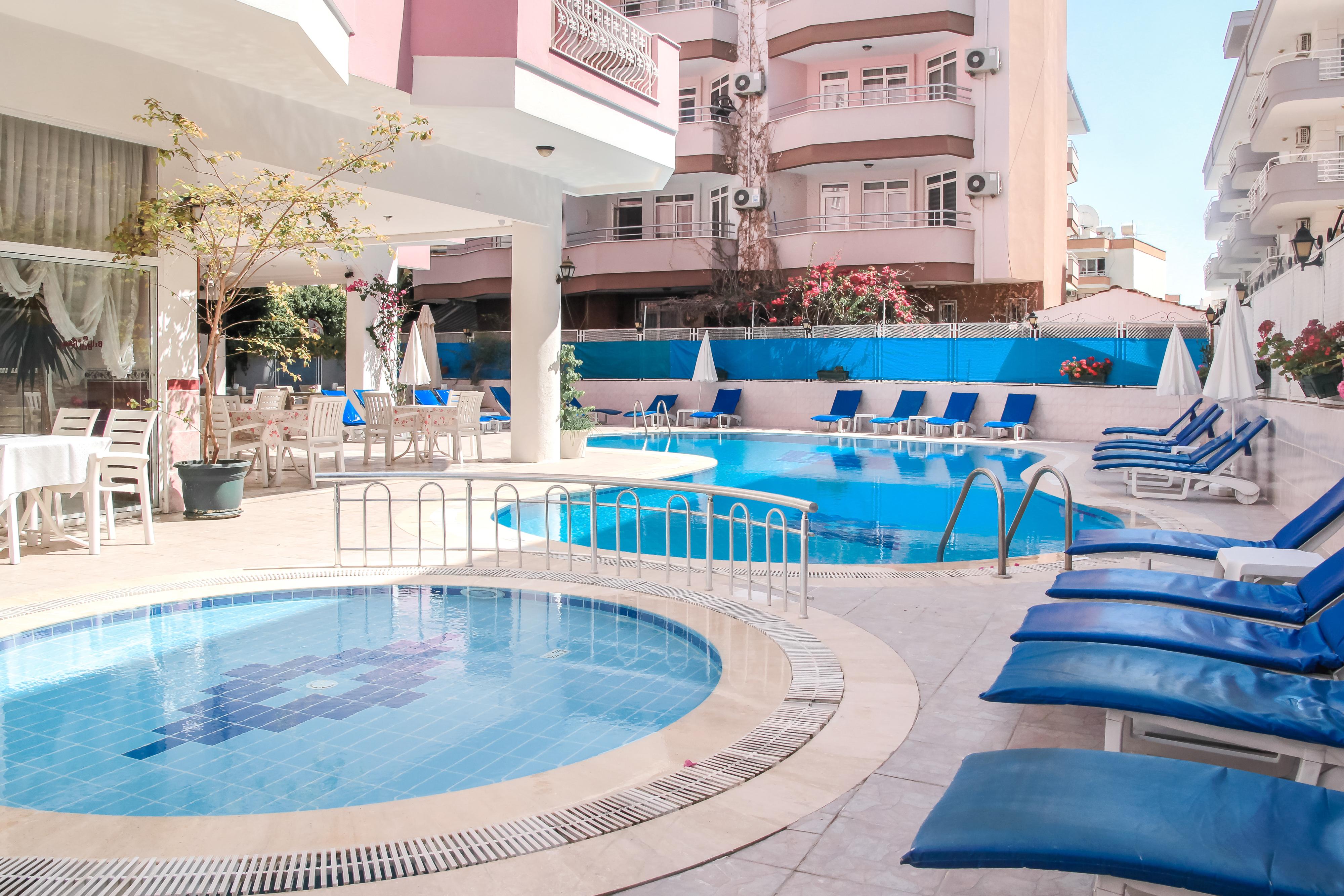 Bella Rose Hotel, מלון דירות