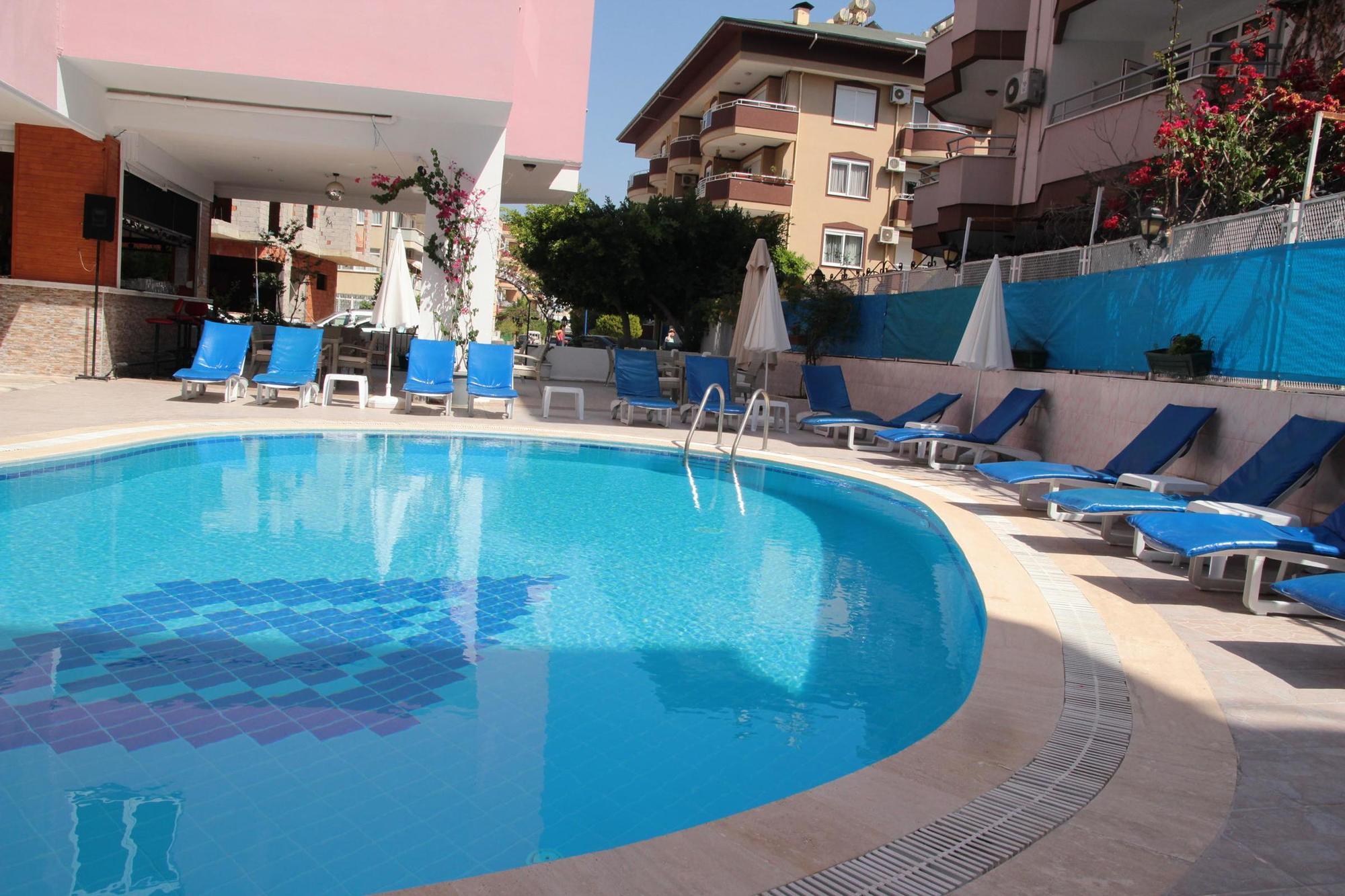 Bella Rose Hotel, אלאניה