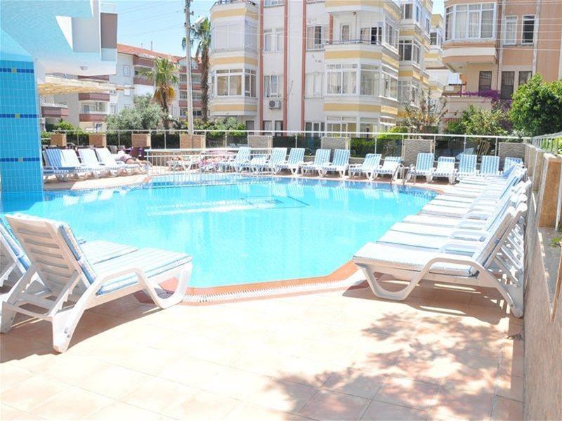 Bella Rose Hotel, 3* אלאניה
