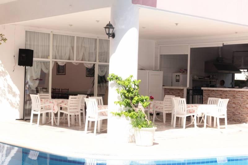 Bella Rose Hotel, מלון דירות 3*
